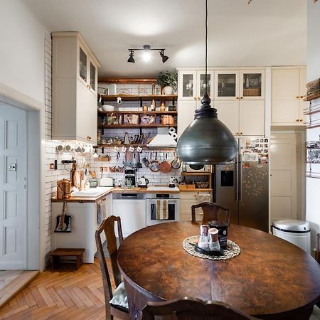 Victoria Design Stays - Premium Apartment Ohrada Praha Bagian luar foto